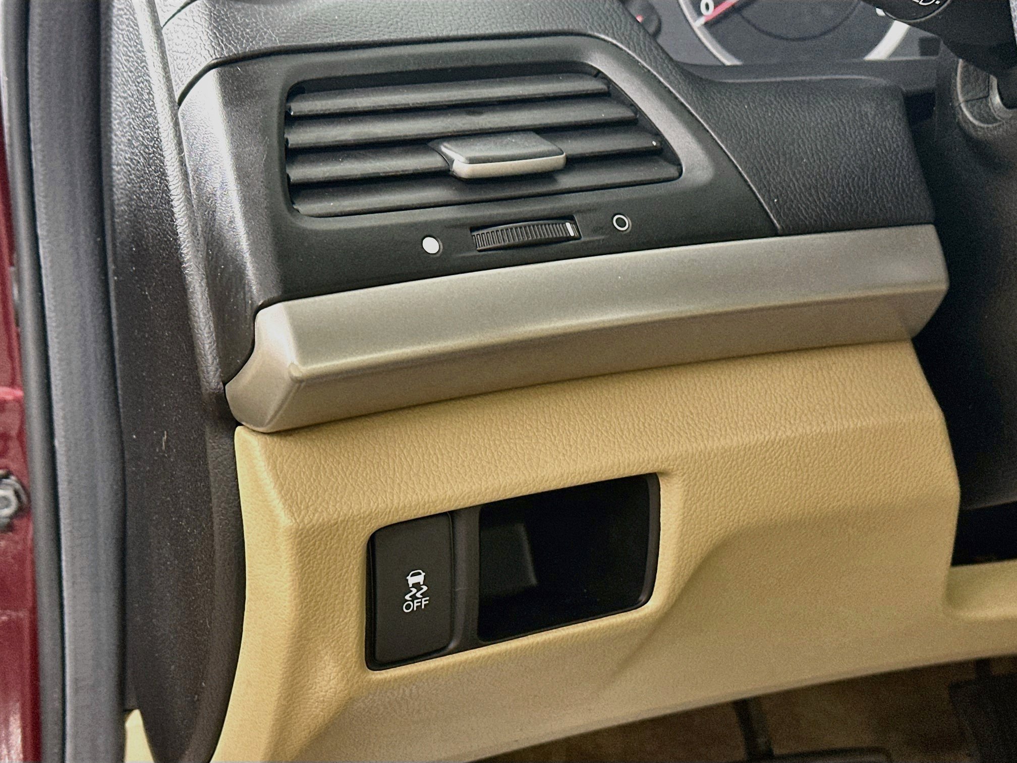 Used 2012 Honda Accord LX image 10