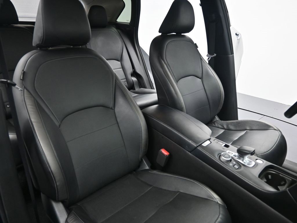 Used 2019 INFINITI QX50 Essential w/ Premium Audio Package image 11