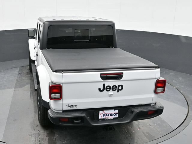 Used 2024 Jeep Gladiator Sport AWD/4WD image 28