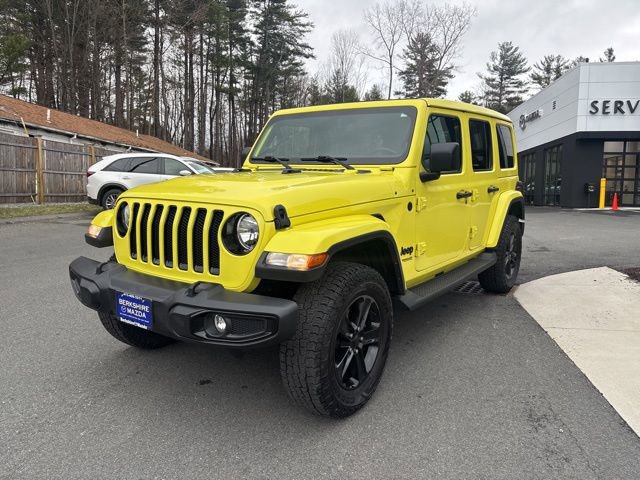 Used 2022 Jeep Wrangler Unlimited Sahara AWD/4WD image 13