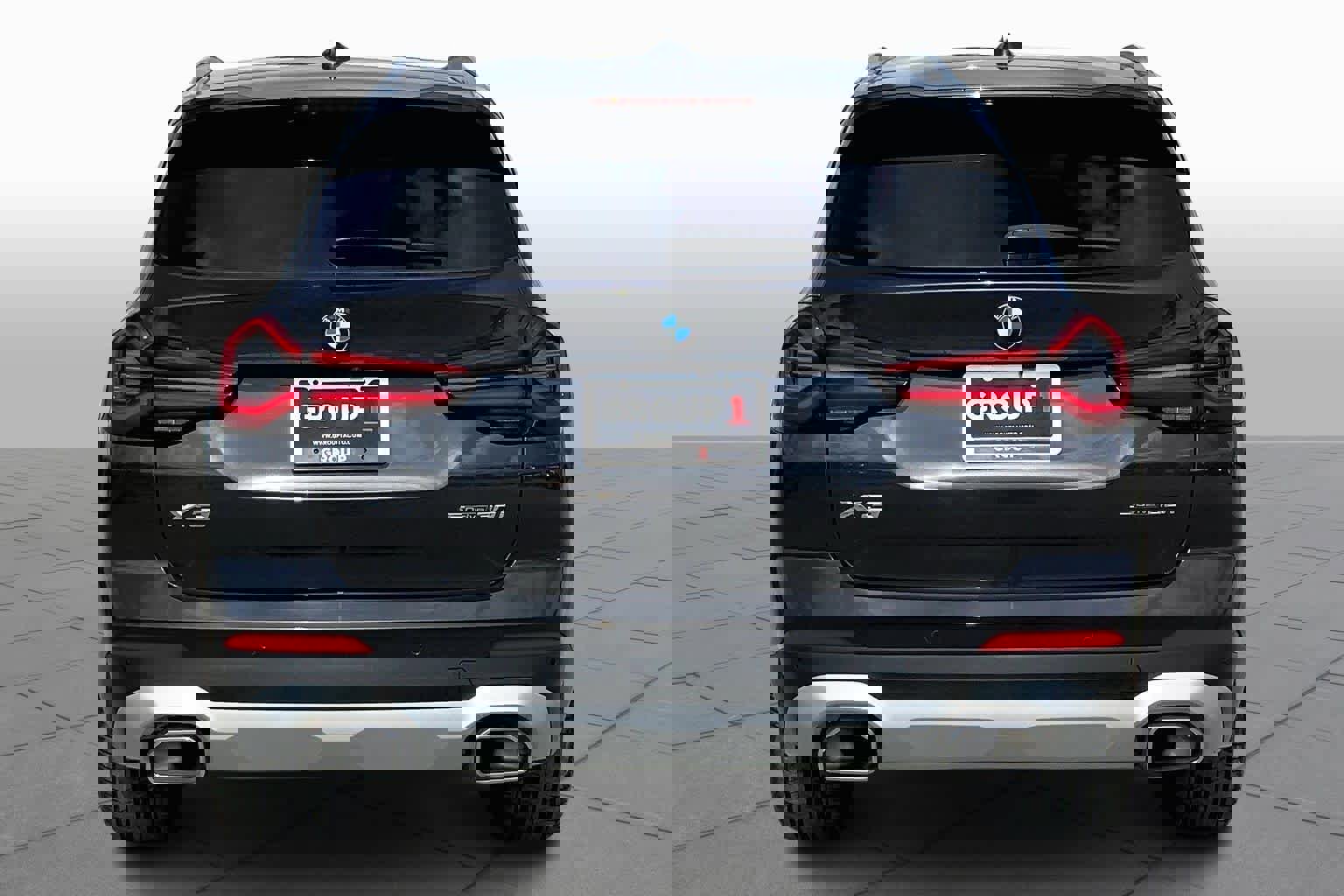 Used 2024 BMW X3 sDrive30i w/ Premium Package image 5