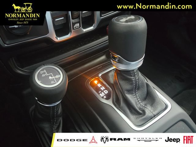 New 2026 Jeep Wrangler Unlimited Sahara AWD/4WD image 12