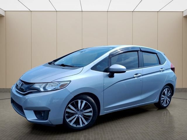 Used 2017 Honda Fit EX image 2