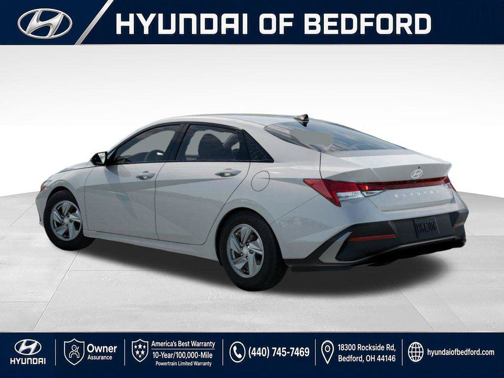 New 2026 Hyundai Elantra SE FWD image 6