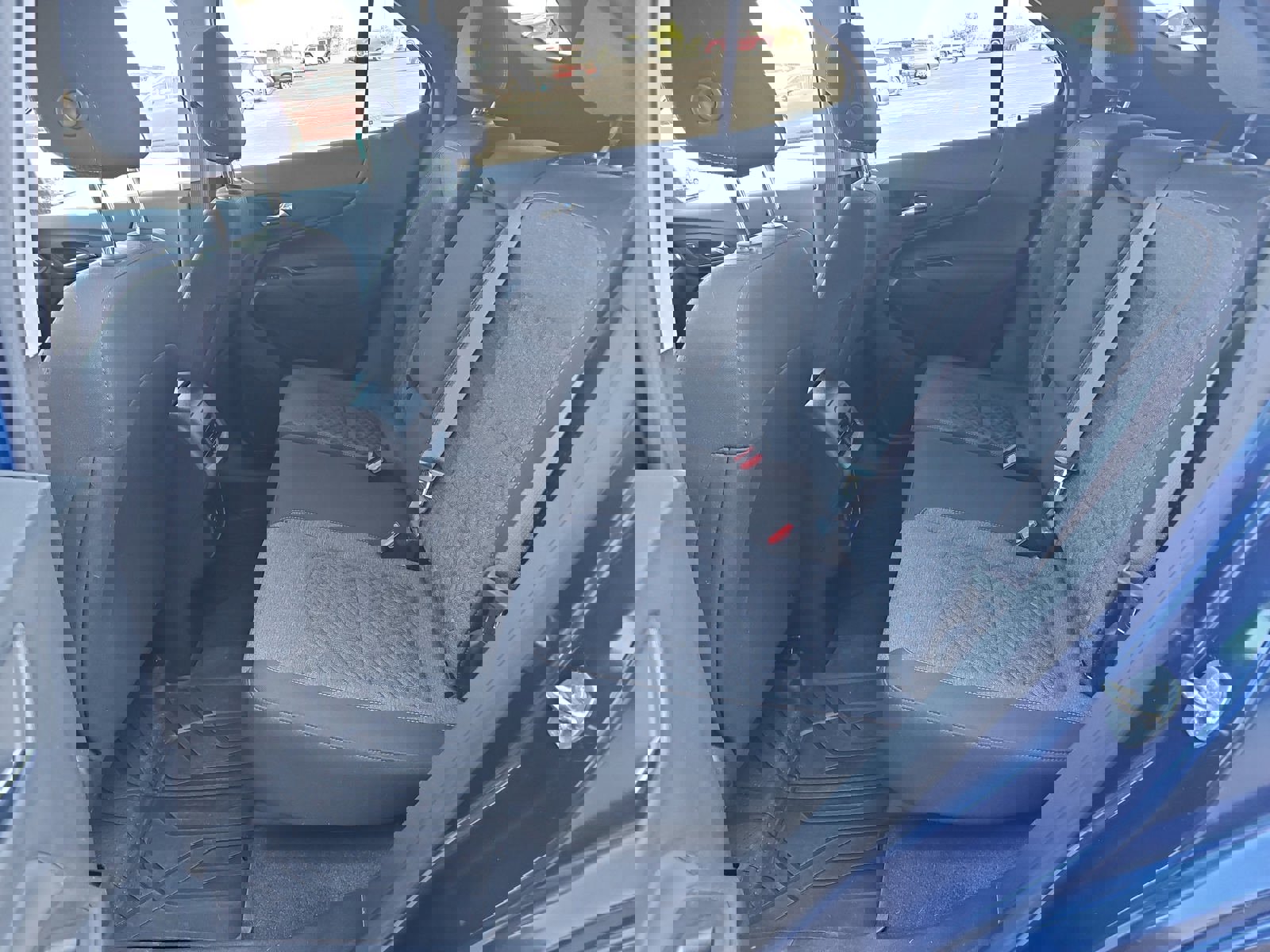 Used 2023 Chevrolet Equinox LT image 19