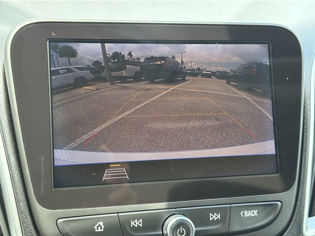 Used 2020 Chevrolet Malibu LS FWD image 18