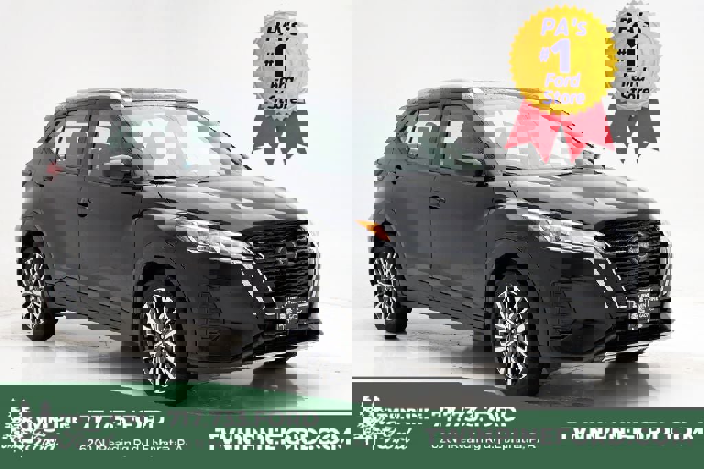 Used 2024 Nissan Kicks SV image 1