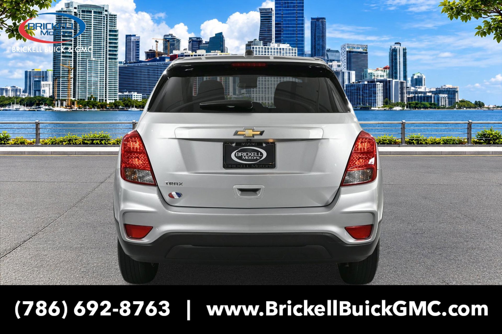 Used 2021 Chevrolet Trax LS w/ Tint and Cruise Package FWD image 4