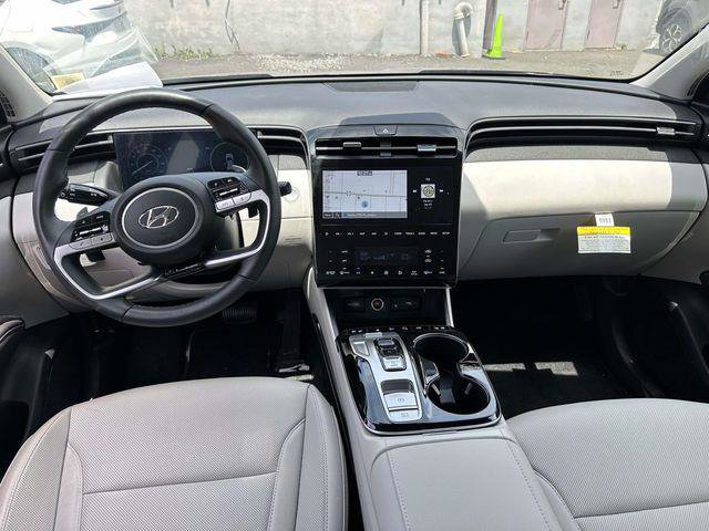Certified 2024 Hyundai Tucson Limited AWD/4WD image 16