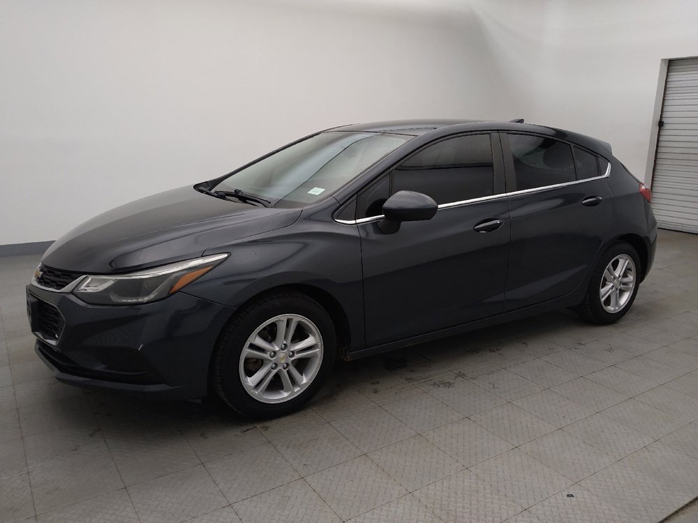 Used 2017 Chevrolet Cruze LT w/ Convenience Package image 2