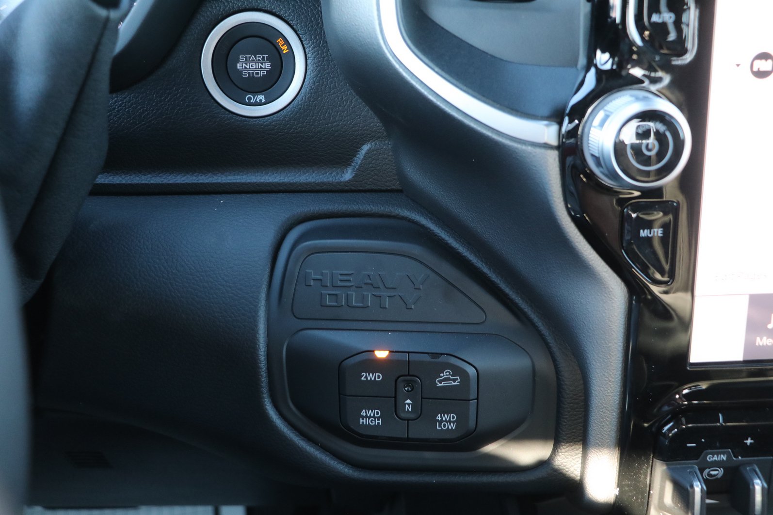 New 2026 RAM 2500 Big Horn AWD/4WD image 22