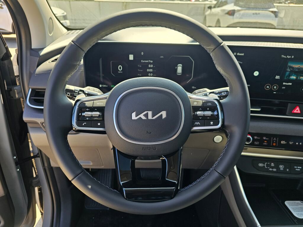 New 2026 Kia Carnival SX image 11