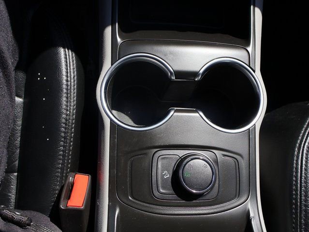 Used 2018 GMC Terrain SLE image 33