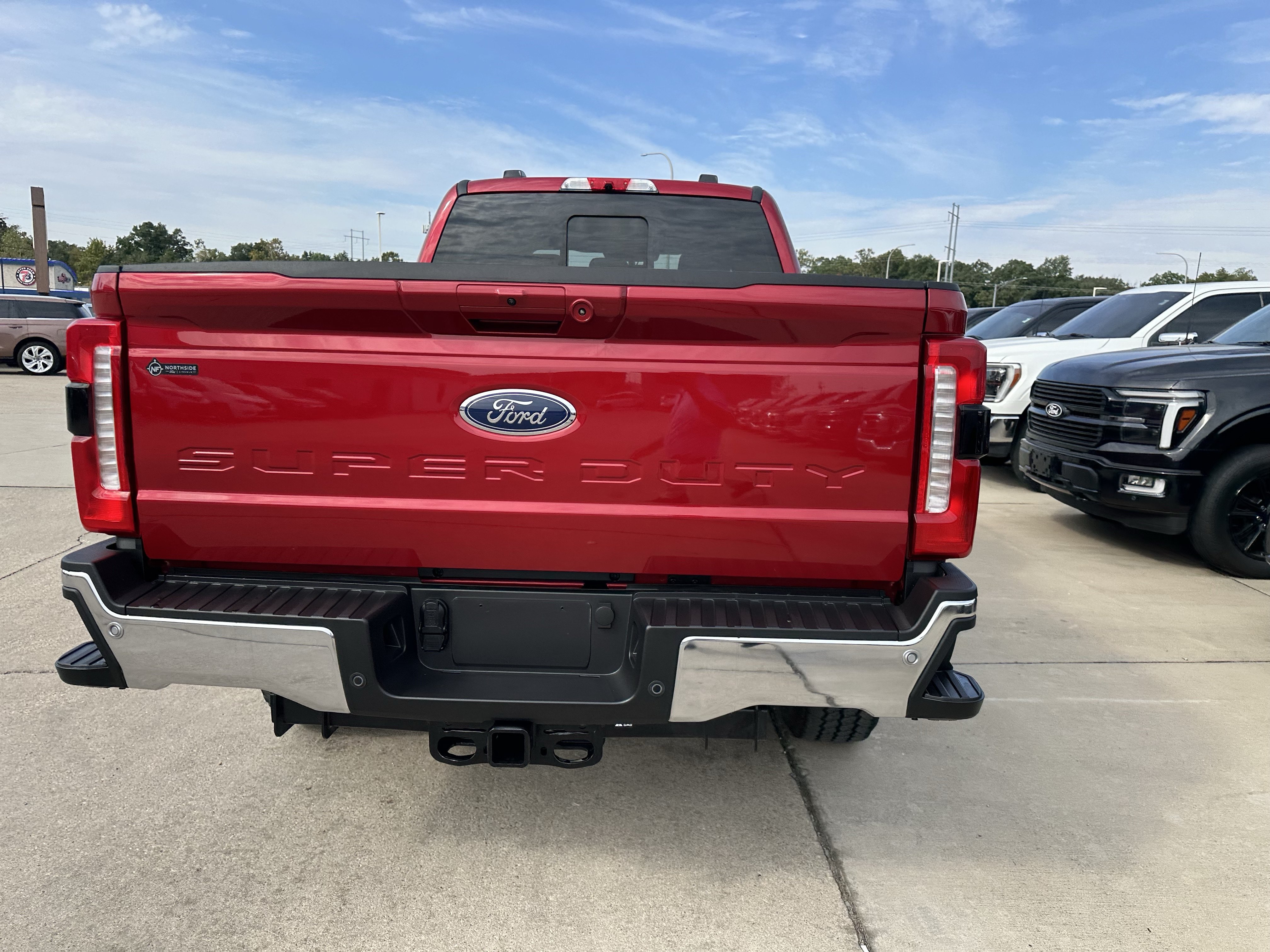 Used 2024 Ford F350 Lariat w/ Lariat Ultimate Package AWD/4WD image 5