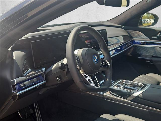 Used 2026 BMW i7 xDrive60 w/ Executive Package AWD/4WD video 2