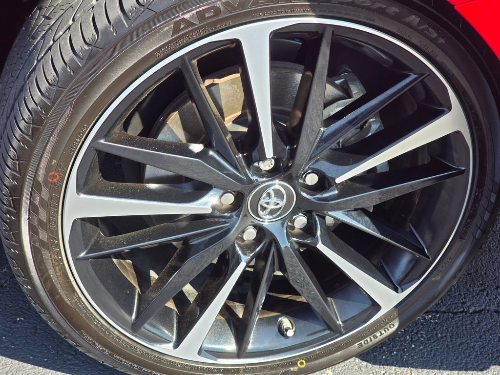 Used 2019 Toyota Camry XSE FWD image 10