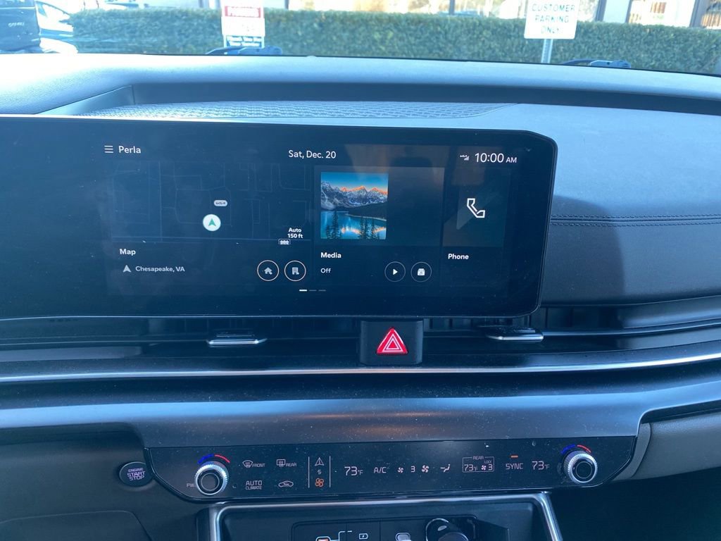 Used 2025 Kia Carnival image 26