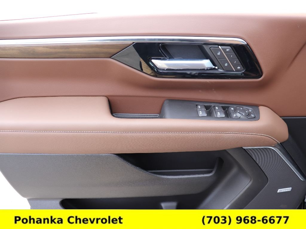 New 2026 Chevrolet Suburban High Country w/ Sun And Tow Package AWD/4WD image 20