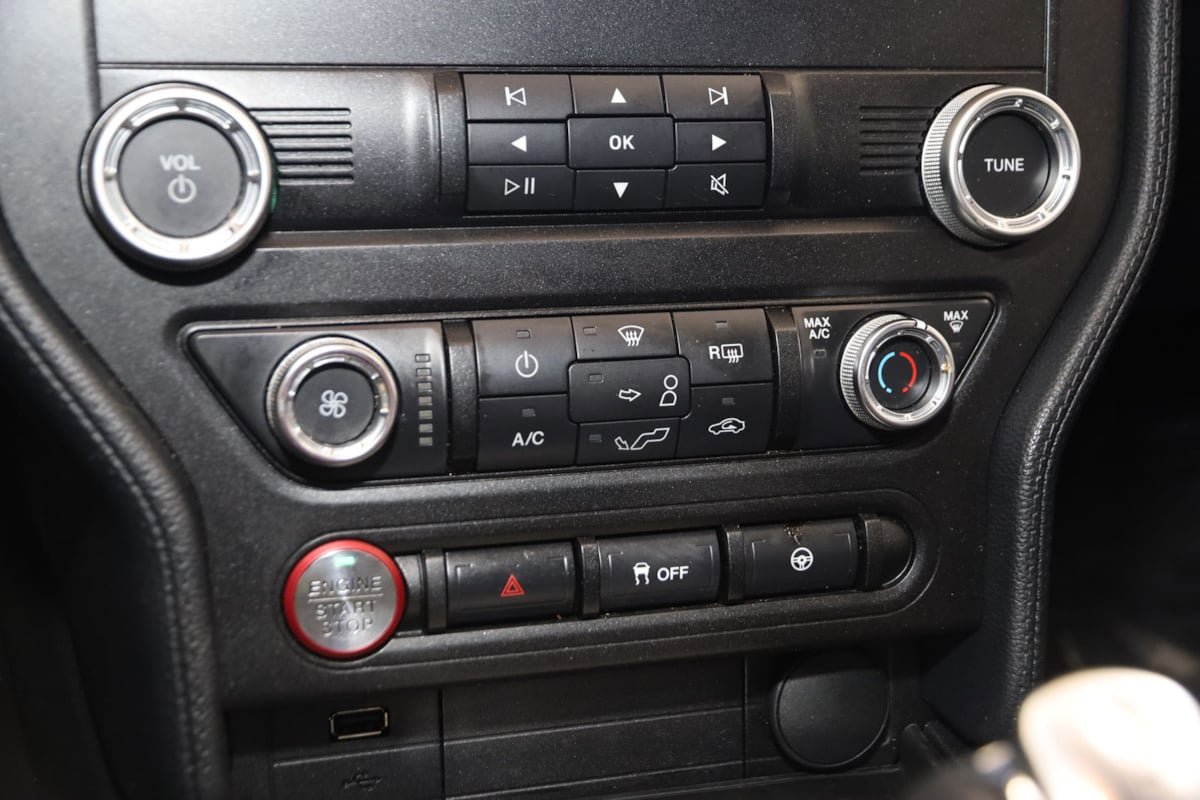 Used 2019 Ford Mustang GT RWD image 33