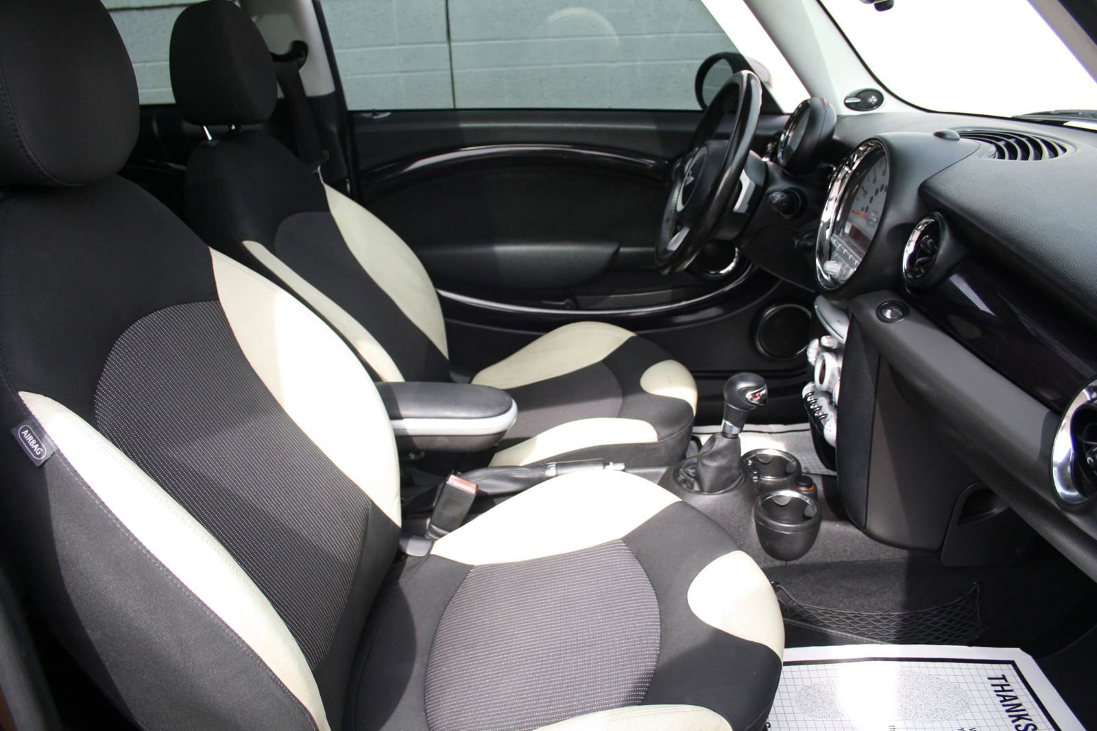 Used 2010 MINI Cooper Clubman S image 7