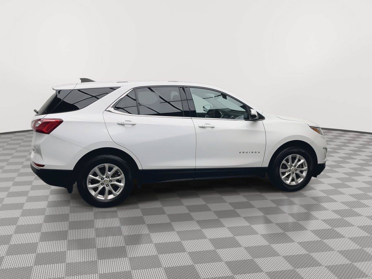Used 2018 Chevrolet Equinox LT AWD/4WD image 38