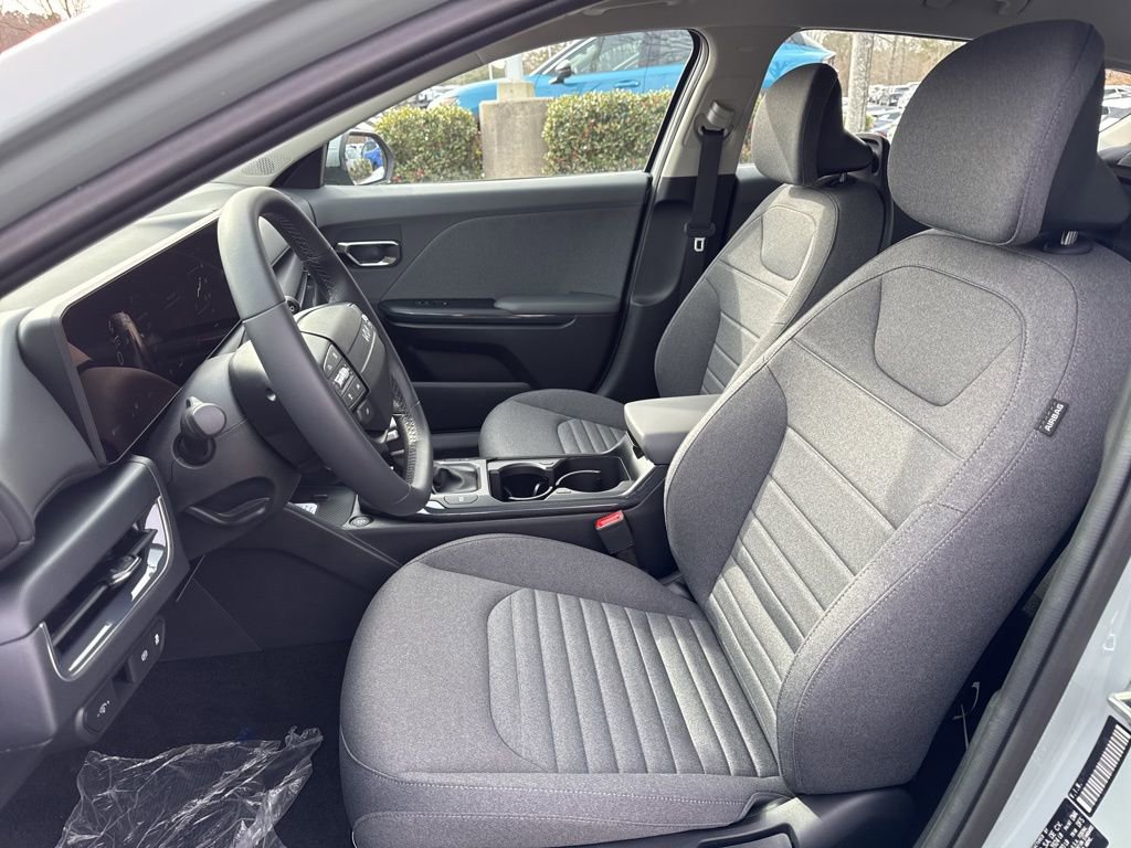 New 2025 Kia K4 EX image 12