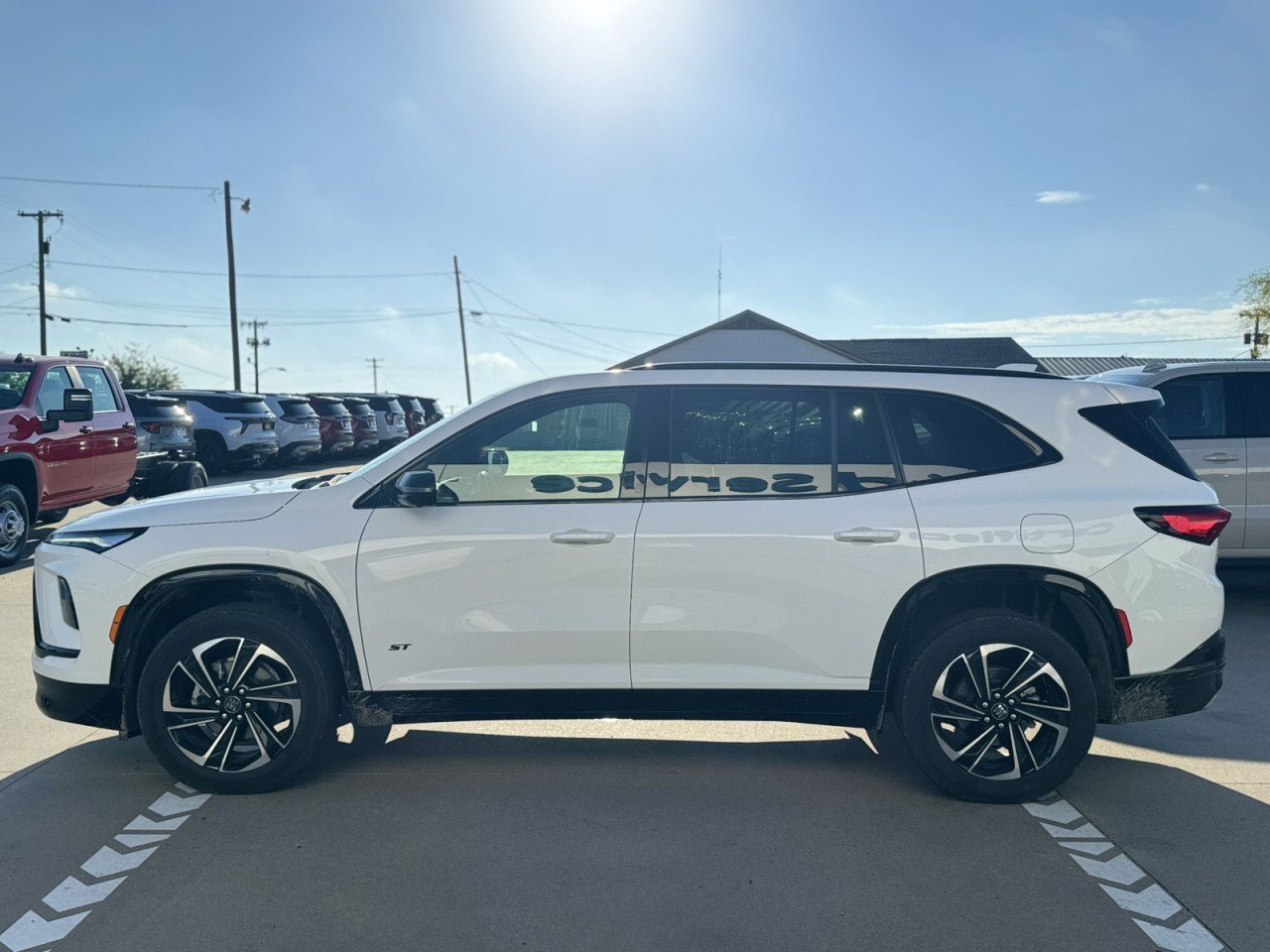 Certified 2026 Buick Enclave Sport Touring w/ Power Package FWD image 4