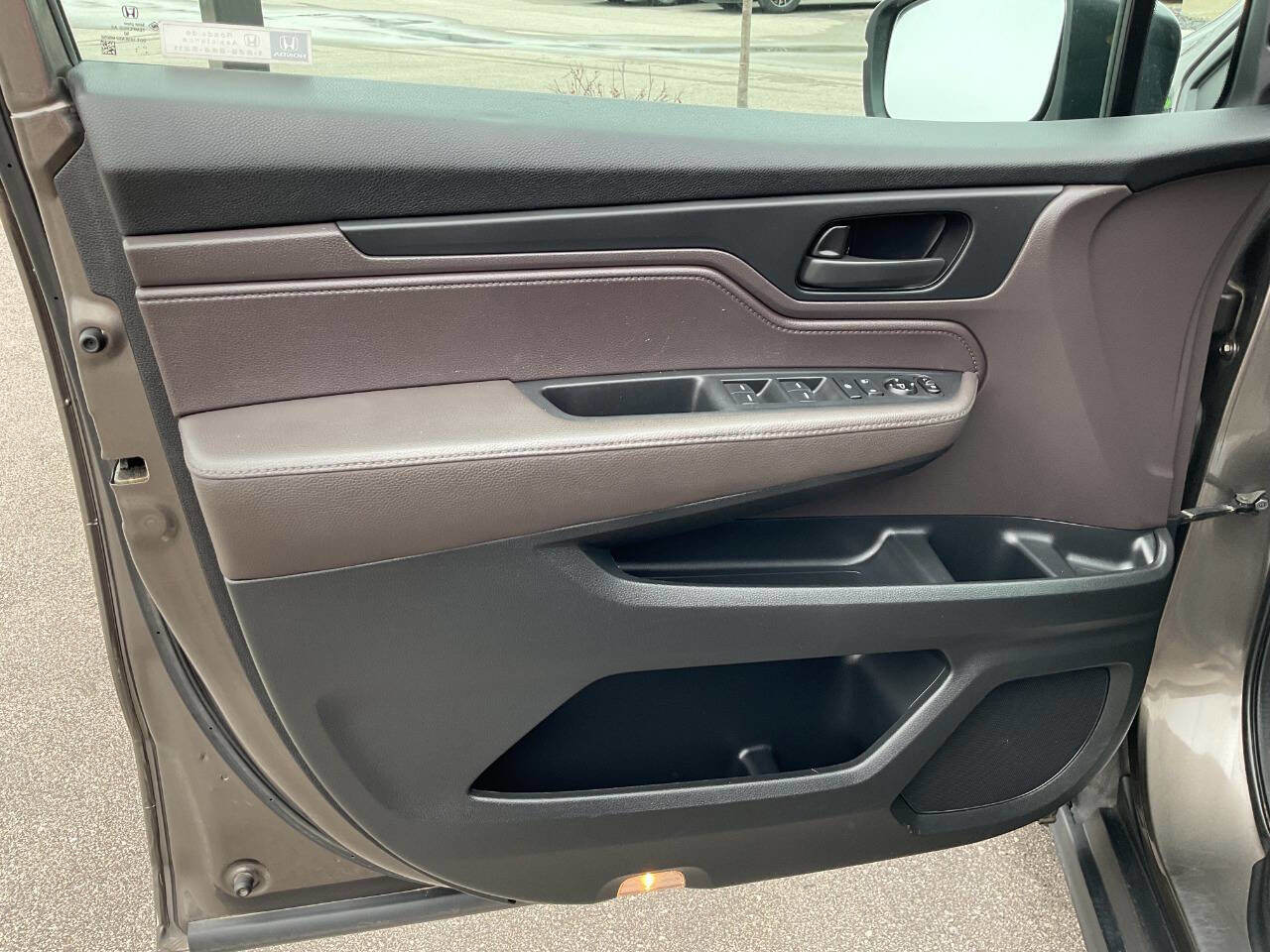 Used 2018 Honda Odyssey EX image 32