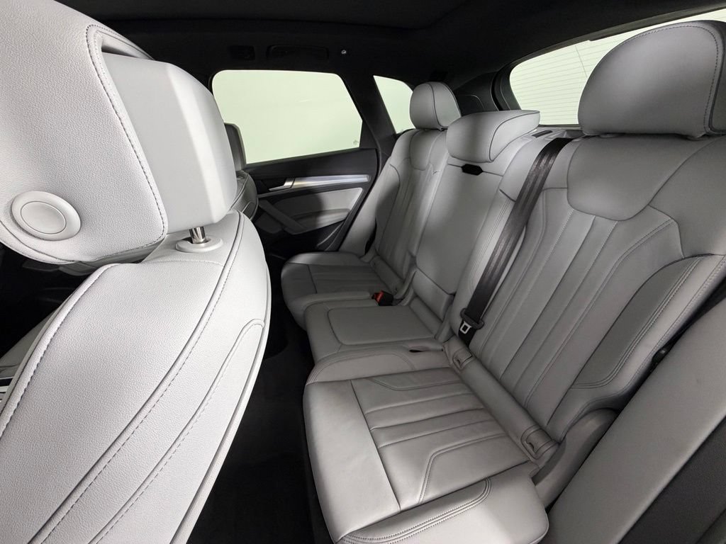 Used 2024 Audi Q5 2.0T Premium Plus AWD/4WD image 36