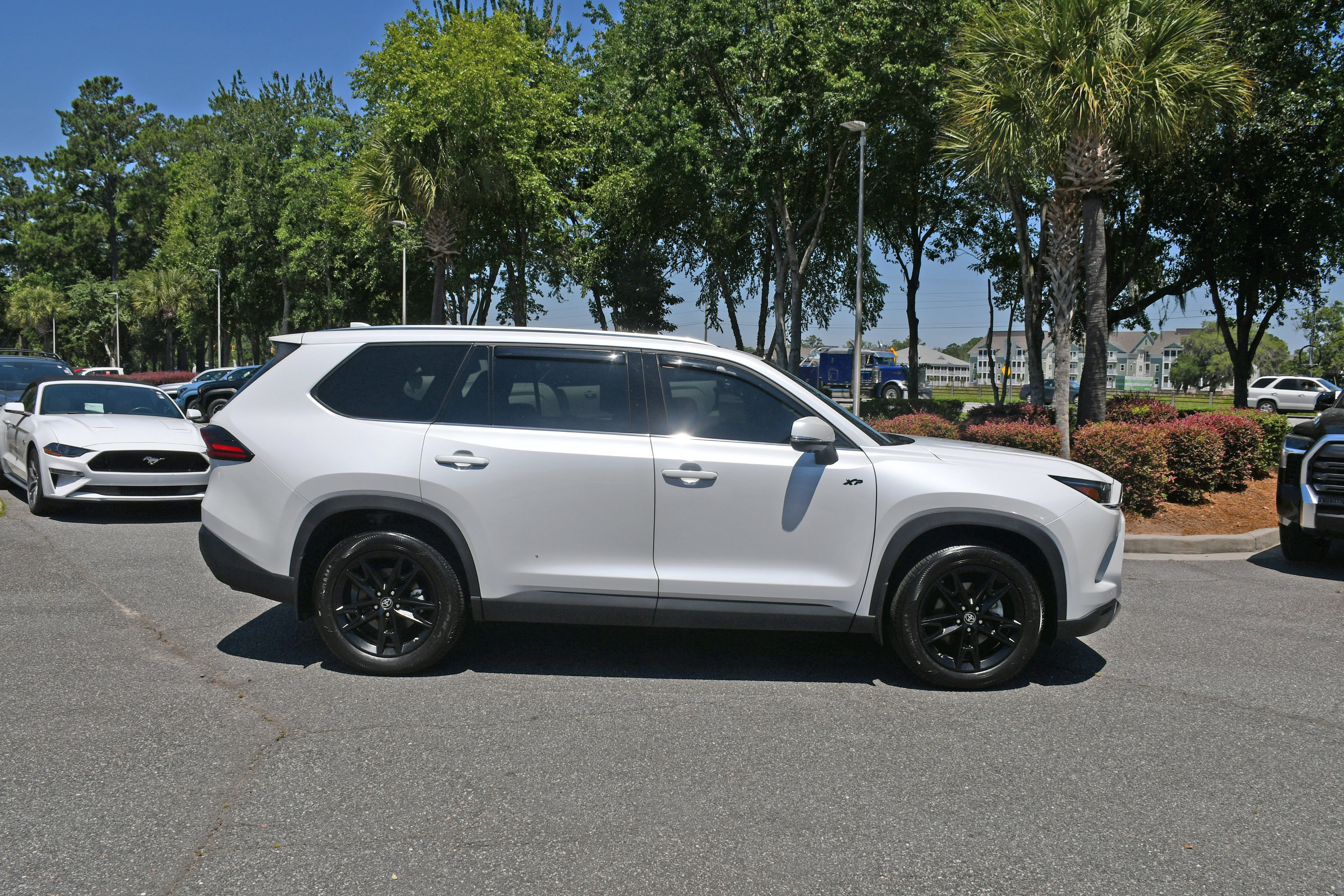 Certified 2025 Toyota Grand Highlander AWD Hybrid image 5