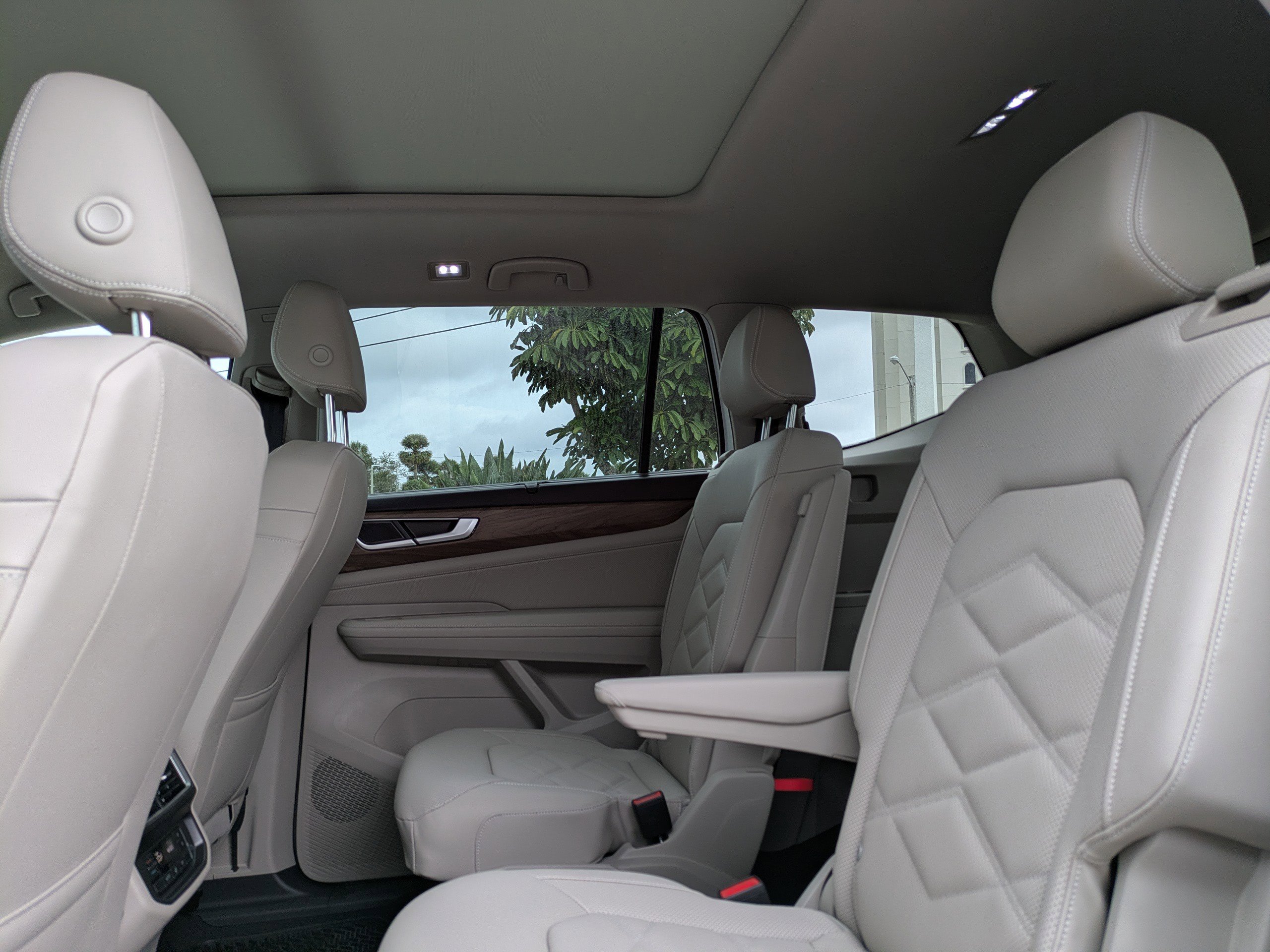 New 2026 Volkswagen Atlas SE image 15