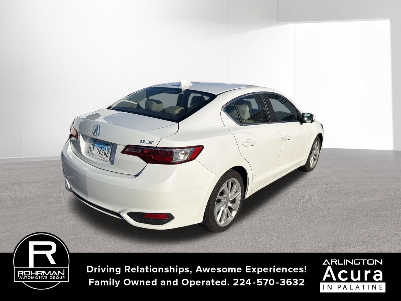 Used 2018 Acura ILX FWD image 4