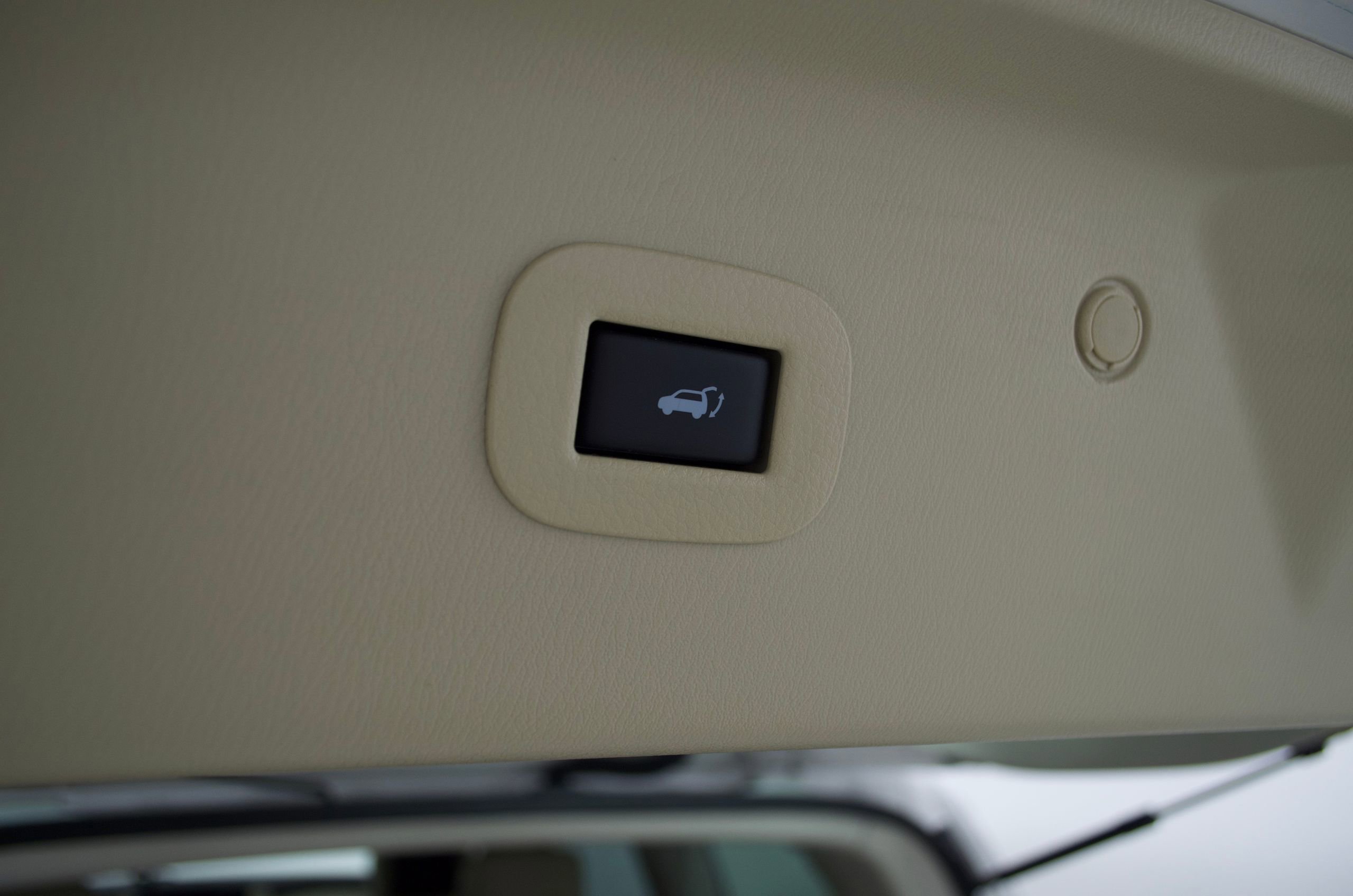 Used 2019 INFINITI QX80 Luxe w/ Proactive Package image 12