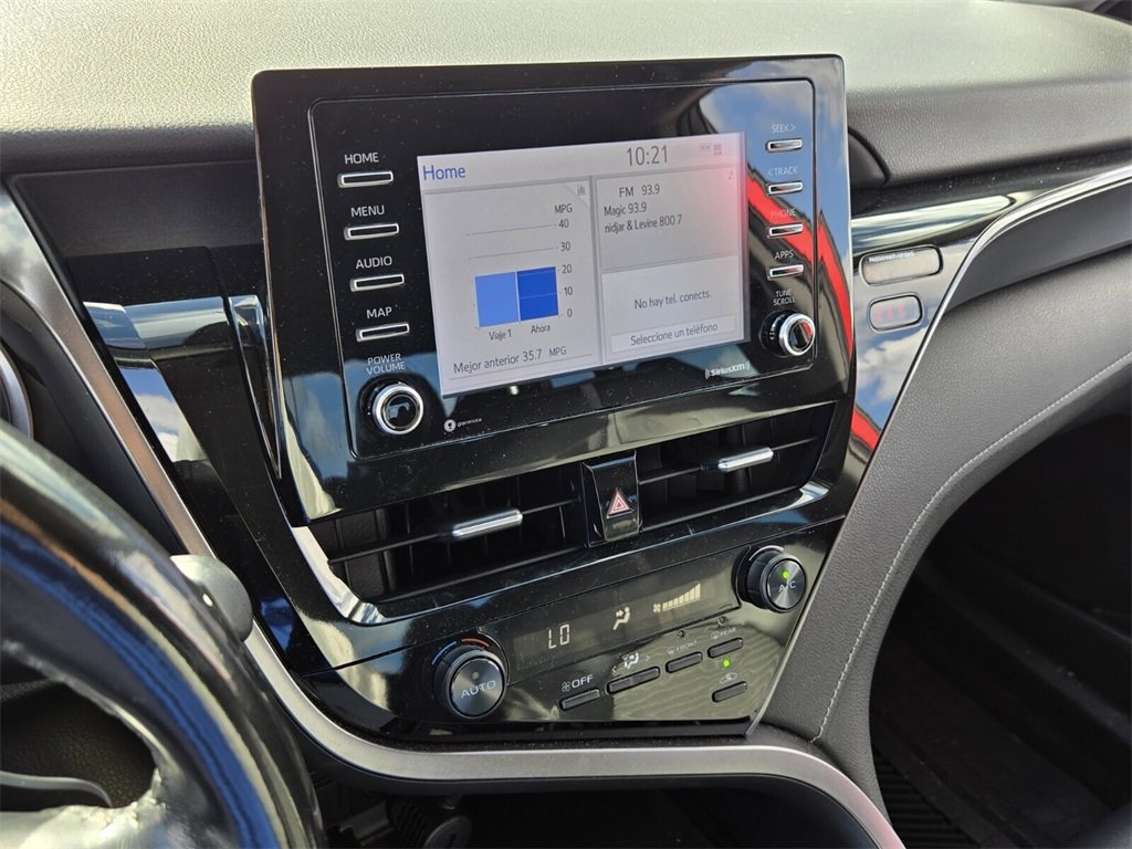 Used 2021 Toyota Camry SE image 20