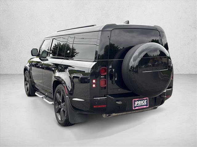 Used 2023 Land Rover Defender 130 X-Dynamic SE AWD/4WD image 7
