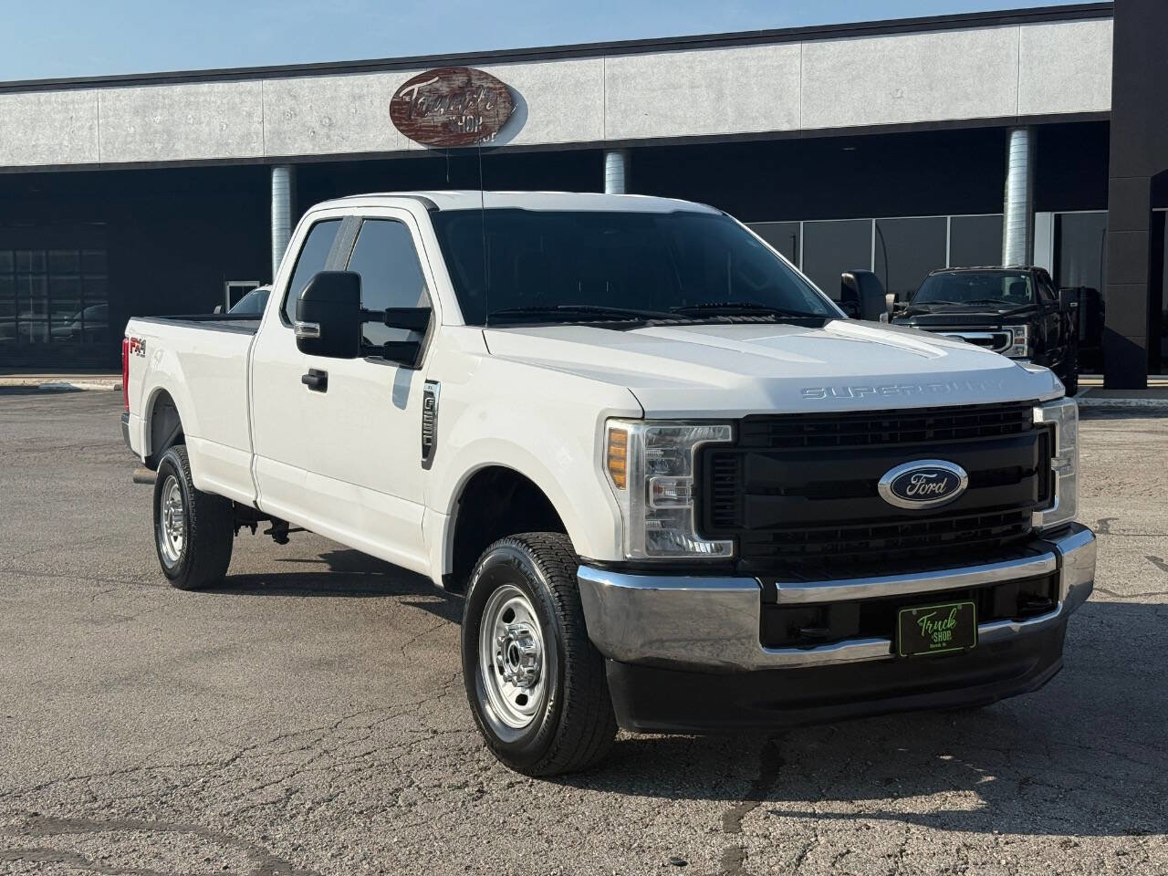 Used 2019 Ford F250 XL w/ XL Value Package image 3