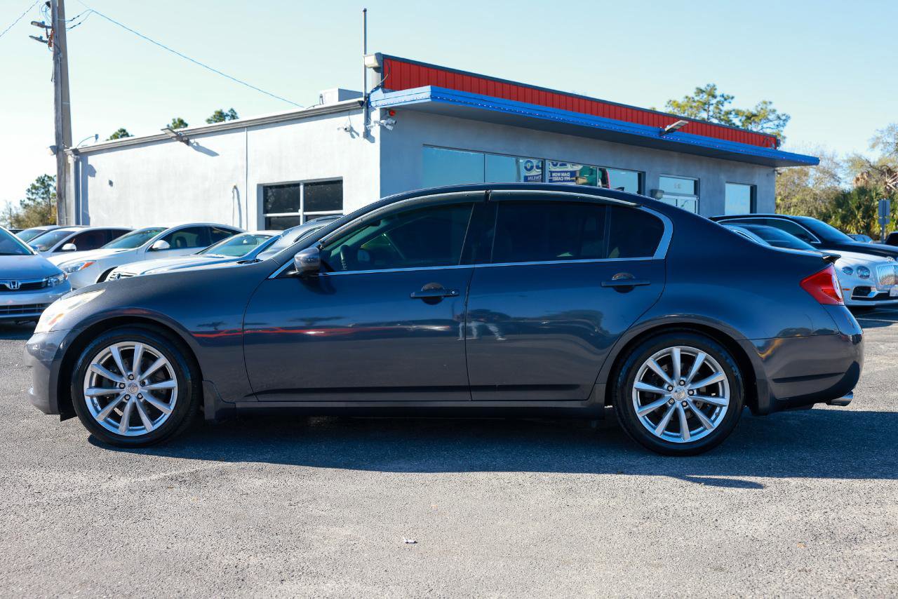 Used 2009 INFINITI G37 Journey w/ Premium Pkg image 3