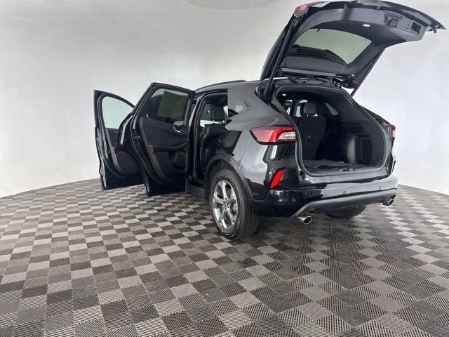 Used 2023 Ford Escape ST-Line w/ Tech Pack #1 image 18