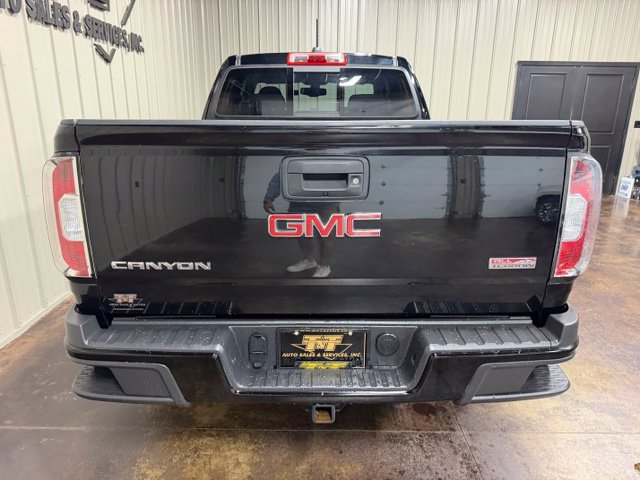 Used 2016 GMC Canyon SLE w/ All Terrain Package RWD image 9