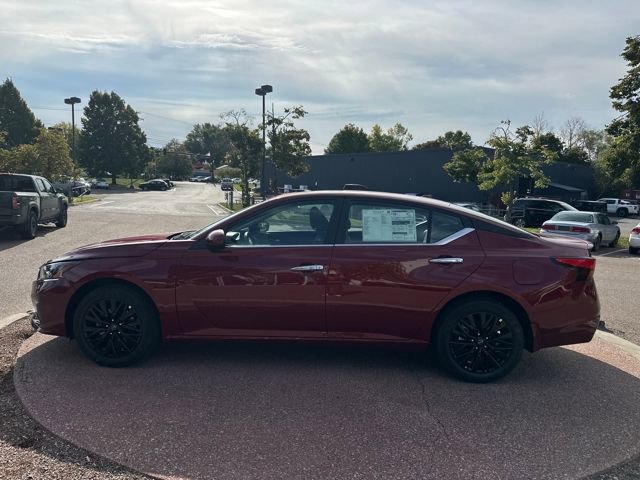 New 2025 Nissan Altima 2.5 SV w/ SV Special Edition Package image 3