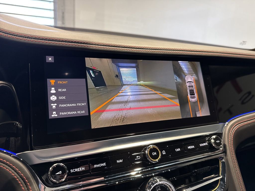 Used 2022 Bentley Flying Spur V8 image 33