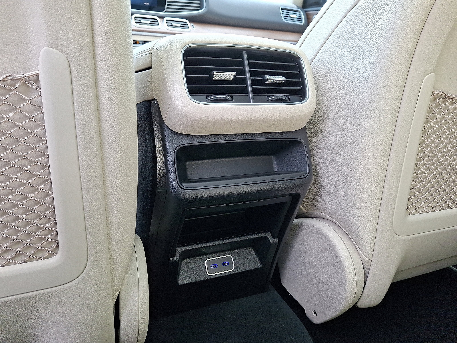 New 2026 Mercedes-Benz GLE 350 4MATIC image 9