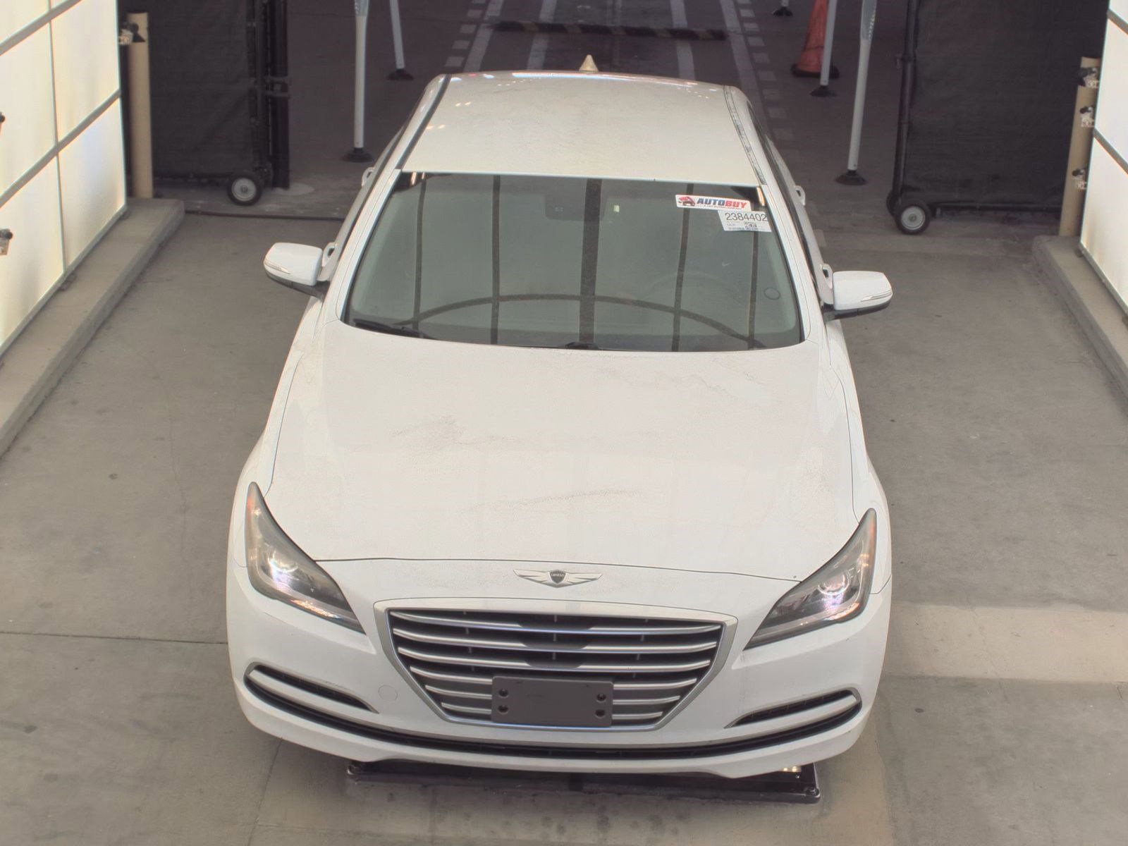 Used 2016 Hyundai Genesis 3.8 RWD image 2