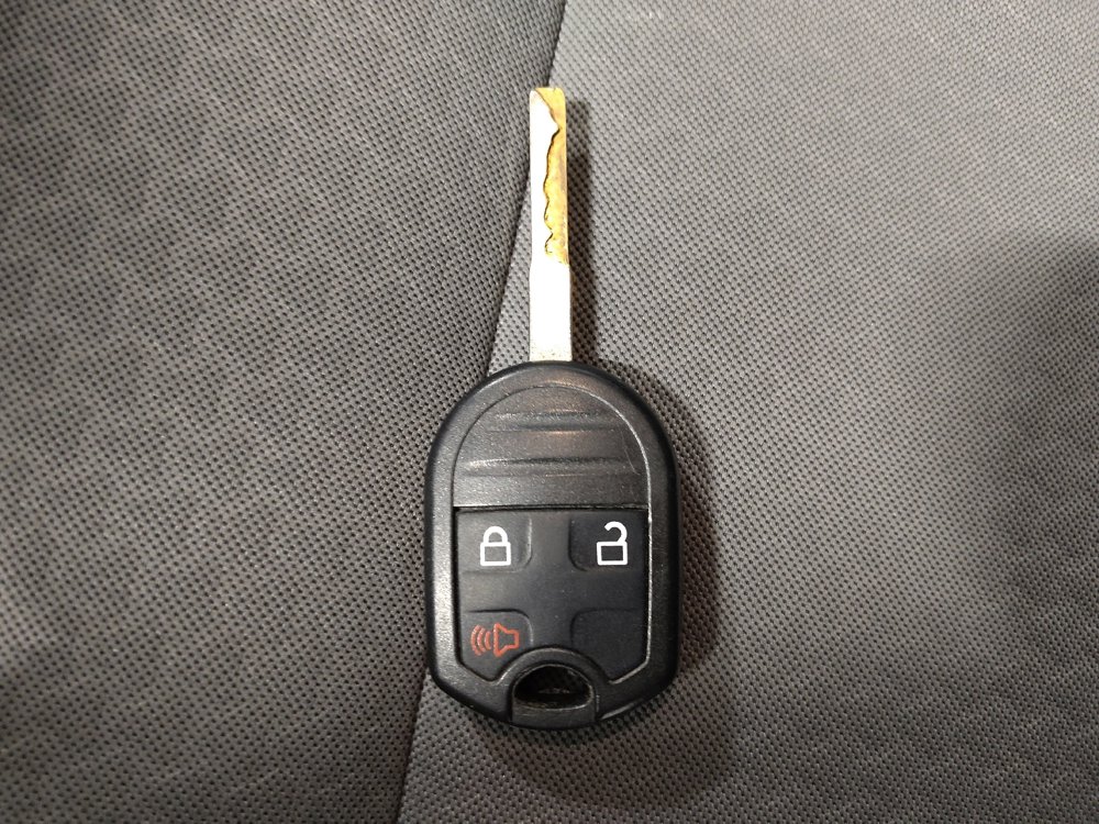 Used 2018 Ford Escape SE image 32