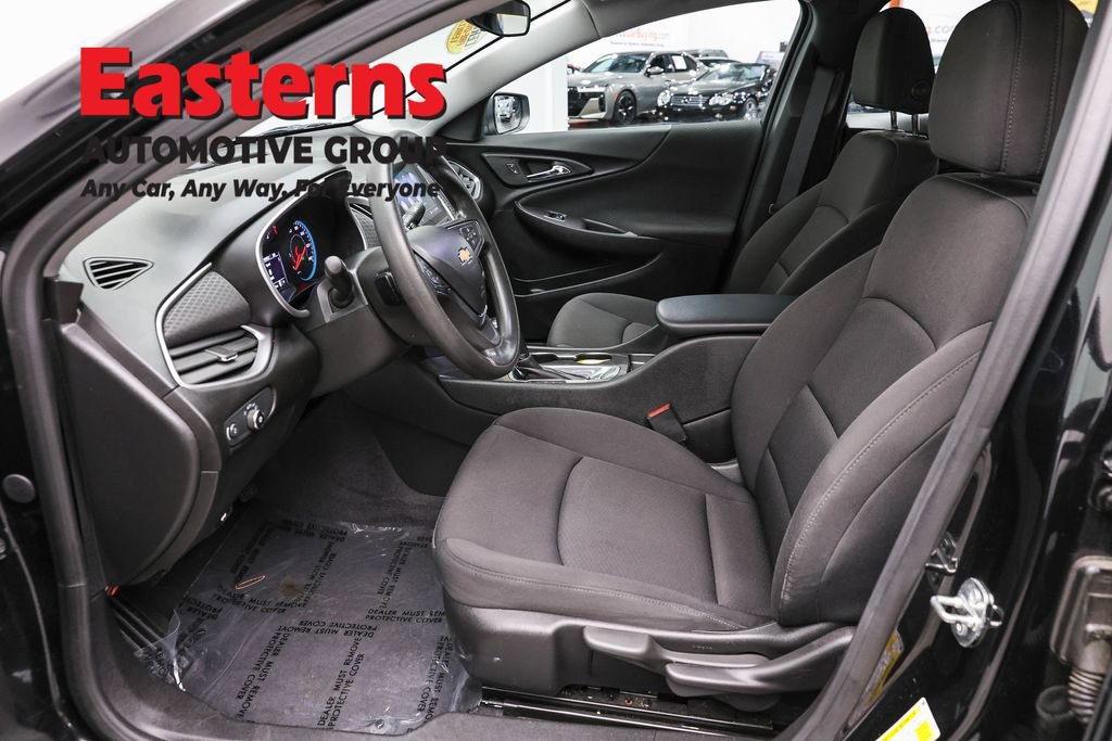 Used 2020 Chevrolet Malibu LS w/ LPO, Convenience Package 2 FWD image 14