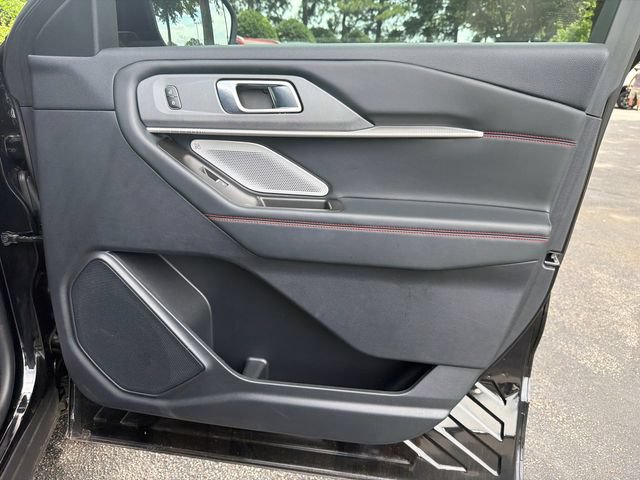 Used 2025 Ford Explorer ST AWD/4WD image 14