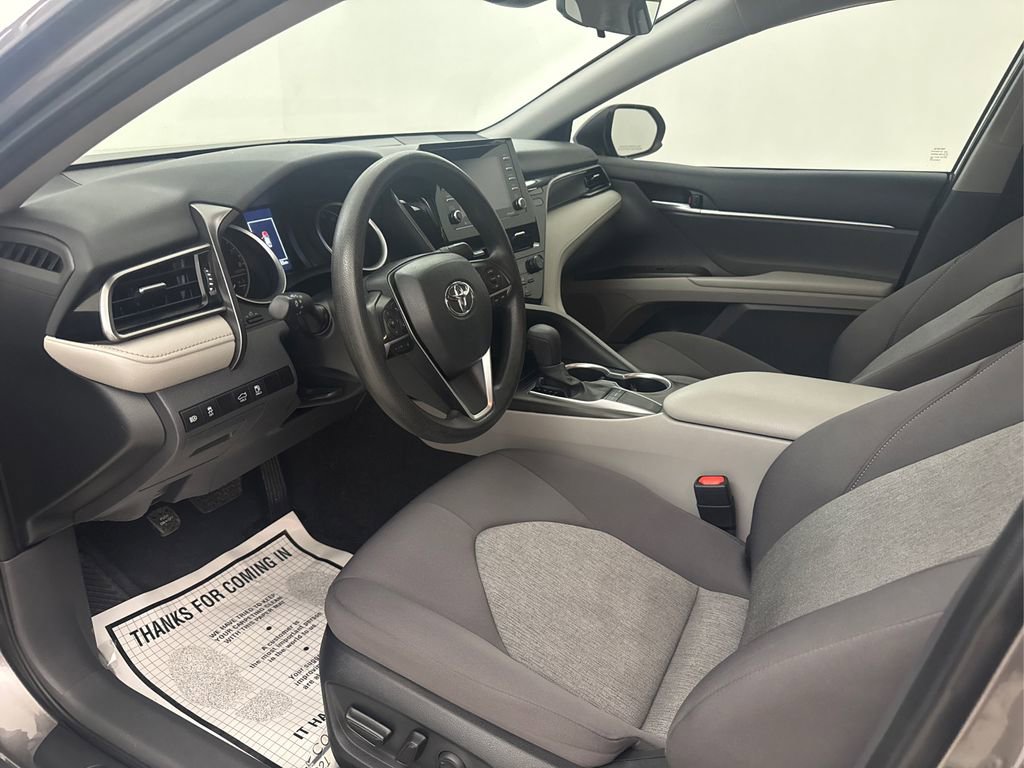 Used 2023 Toyota Camry LE FWD image 9