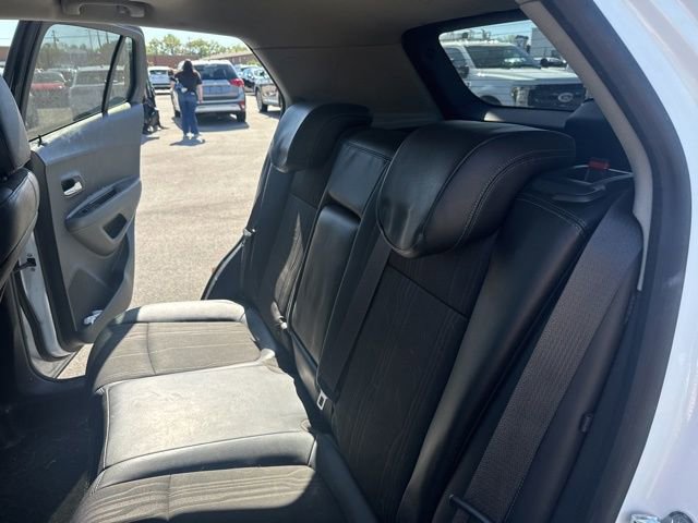 Used 2016 Chevrolet Trax LT w/ LT Sun and Sound Package FWD image 28