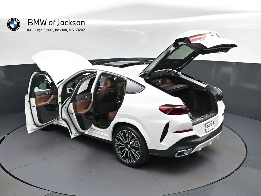New 2027 BMW X6 xDrive40i w/ Premium Package AWD/4WD image 2