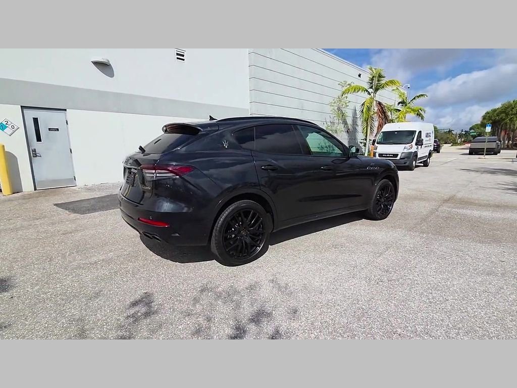 Used 2022 Maserati Levante GT image 33